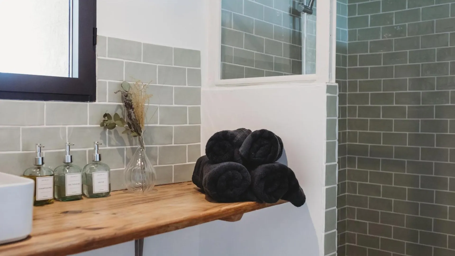 Mas Des Ecoliers - Ecochic Family Farmhouse Chateaurenard Holiday home