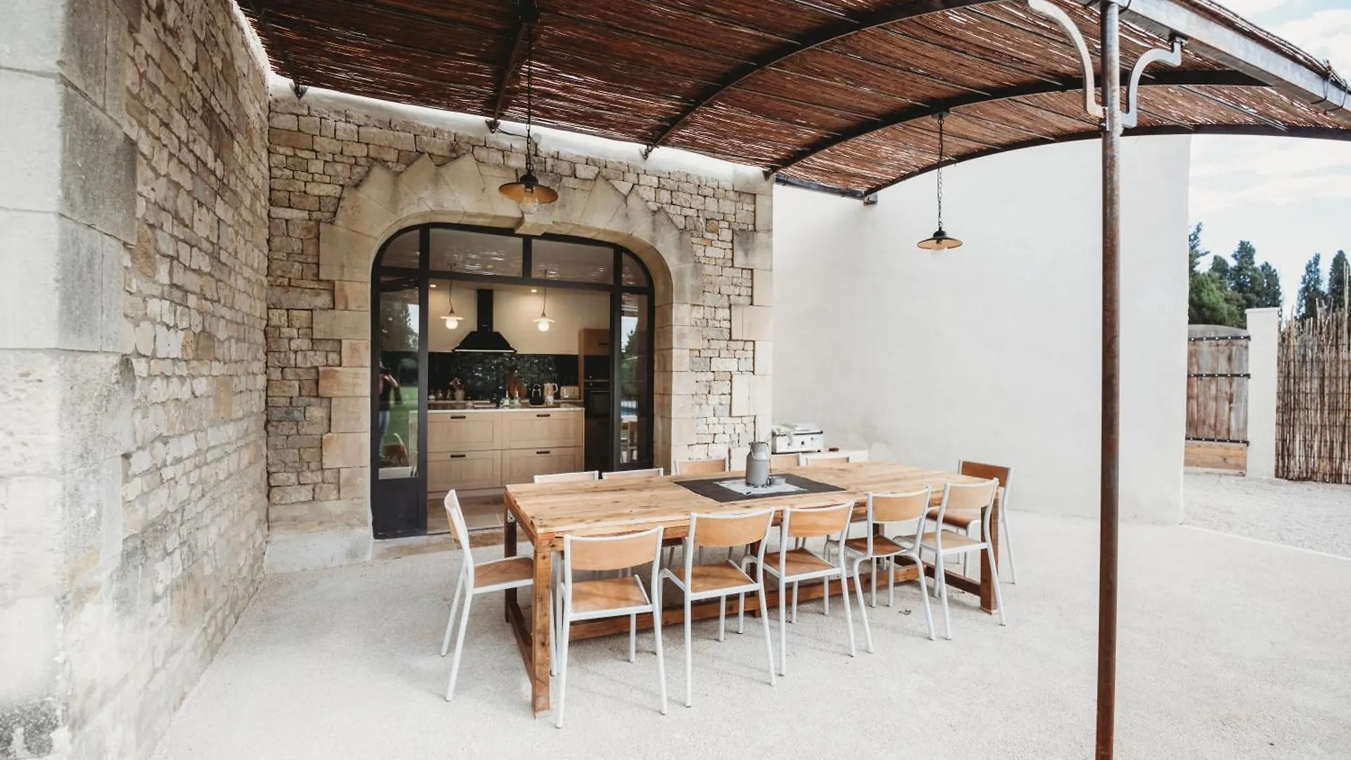 Holiday home Mas Des Ecoliers - Ecochic Family Farmhouse Chateaurenard France