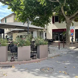 Apartamento F1 Au Centre, Châteaurenard